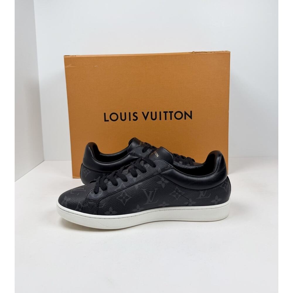 Size 7LV/8US - Louis Vuitton Luxembourg Monogram Sneakersπ€ RETAIL $1.2K! - Picture 6 of 9